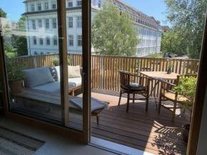 Helle Loftwohnung mit großer Terrasse